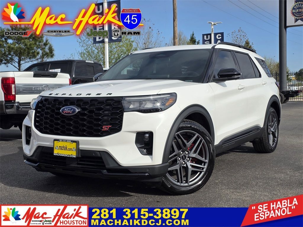 Used 2025 Ford Explorer