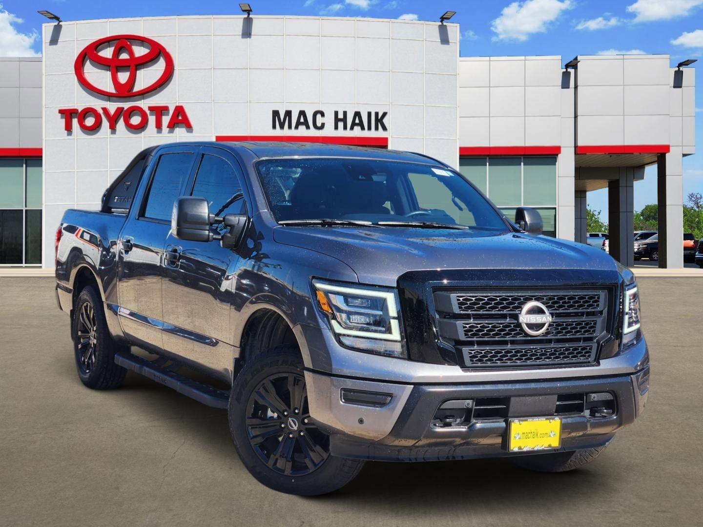 Used 2024 Nissan Titan