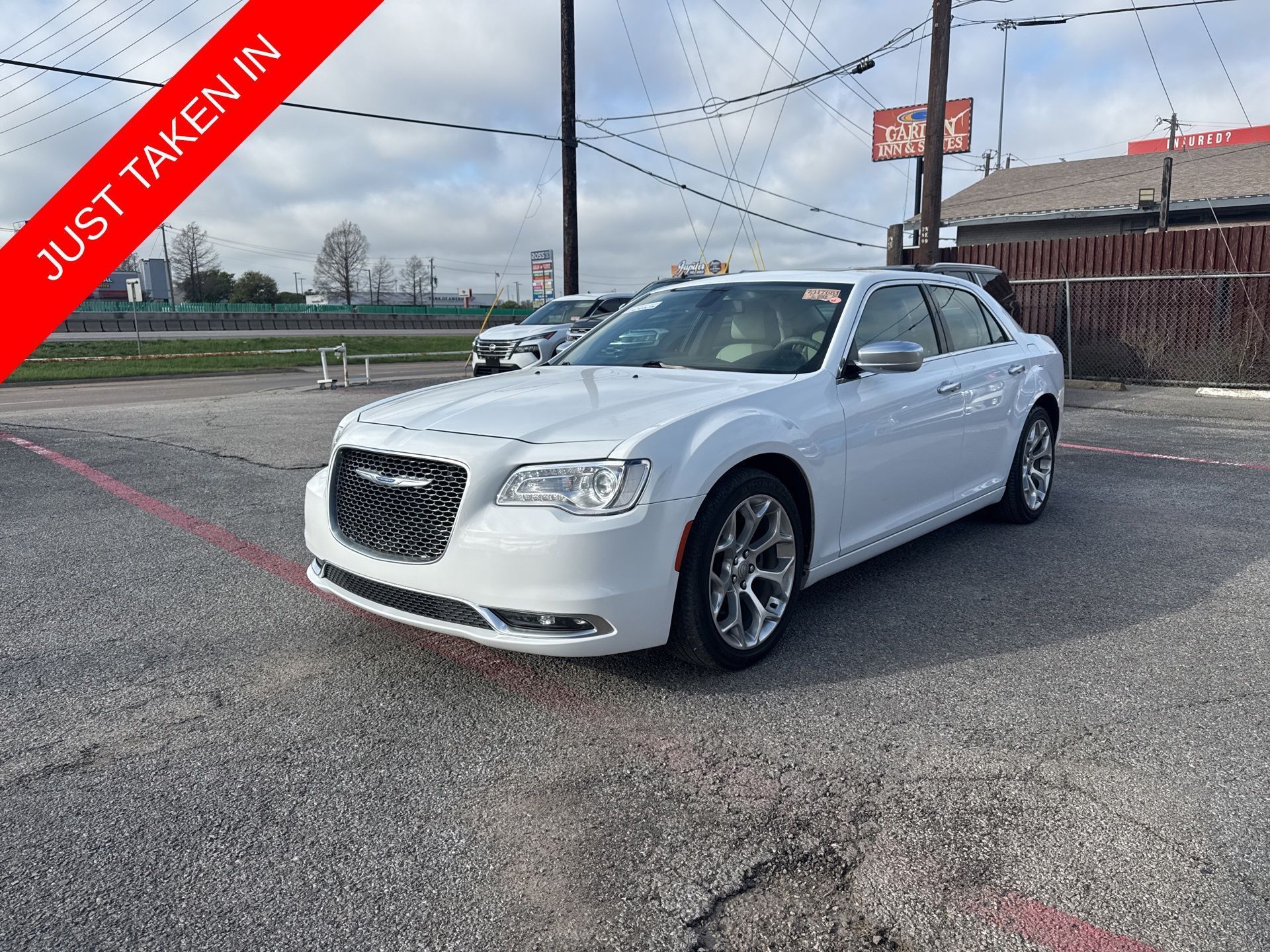 Used 2018 Chrysler 300