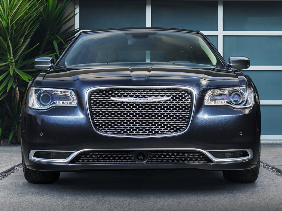 Used 2018 Chrysler 300