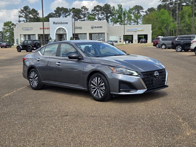Used 2025 Nissan Altima