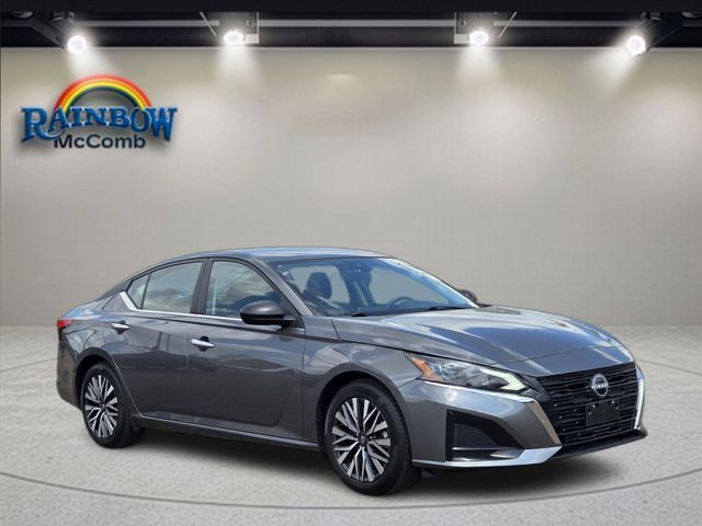 Used 2025 Nissan Altima