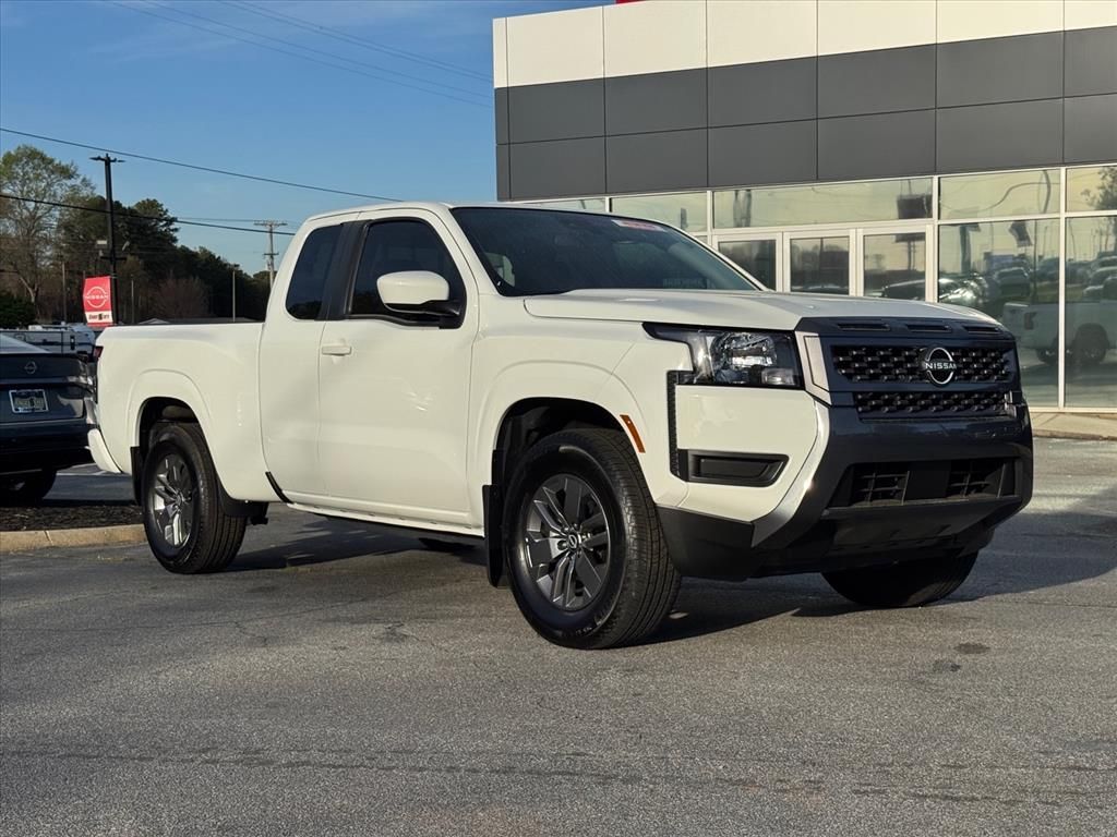 Used 2025 Nissan Frontier