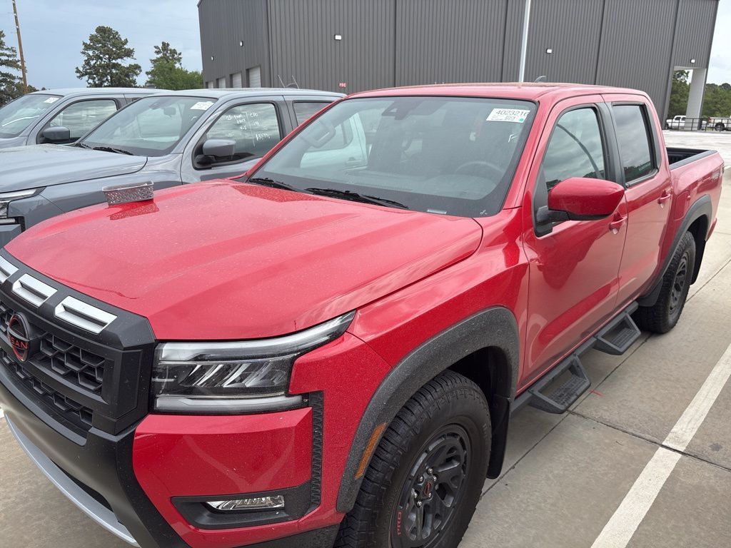 Used 2025 Nissan Frontier