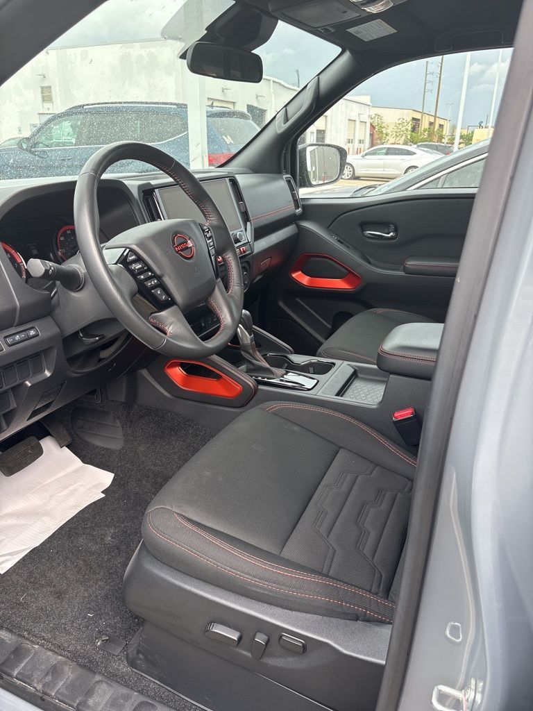Used 2025 Nissan Frontier