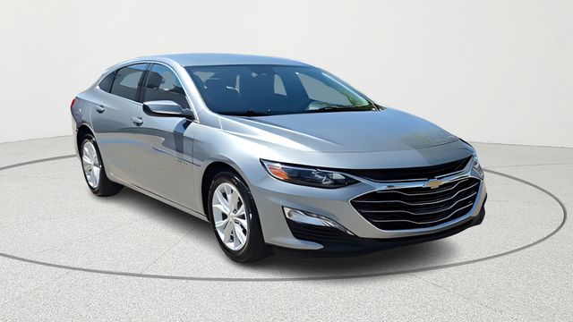 Used 2025 Chevrolet Malibu