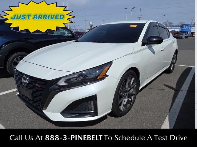 Used 2023 Nissan Altima