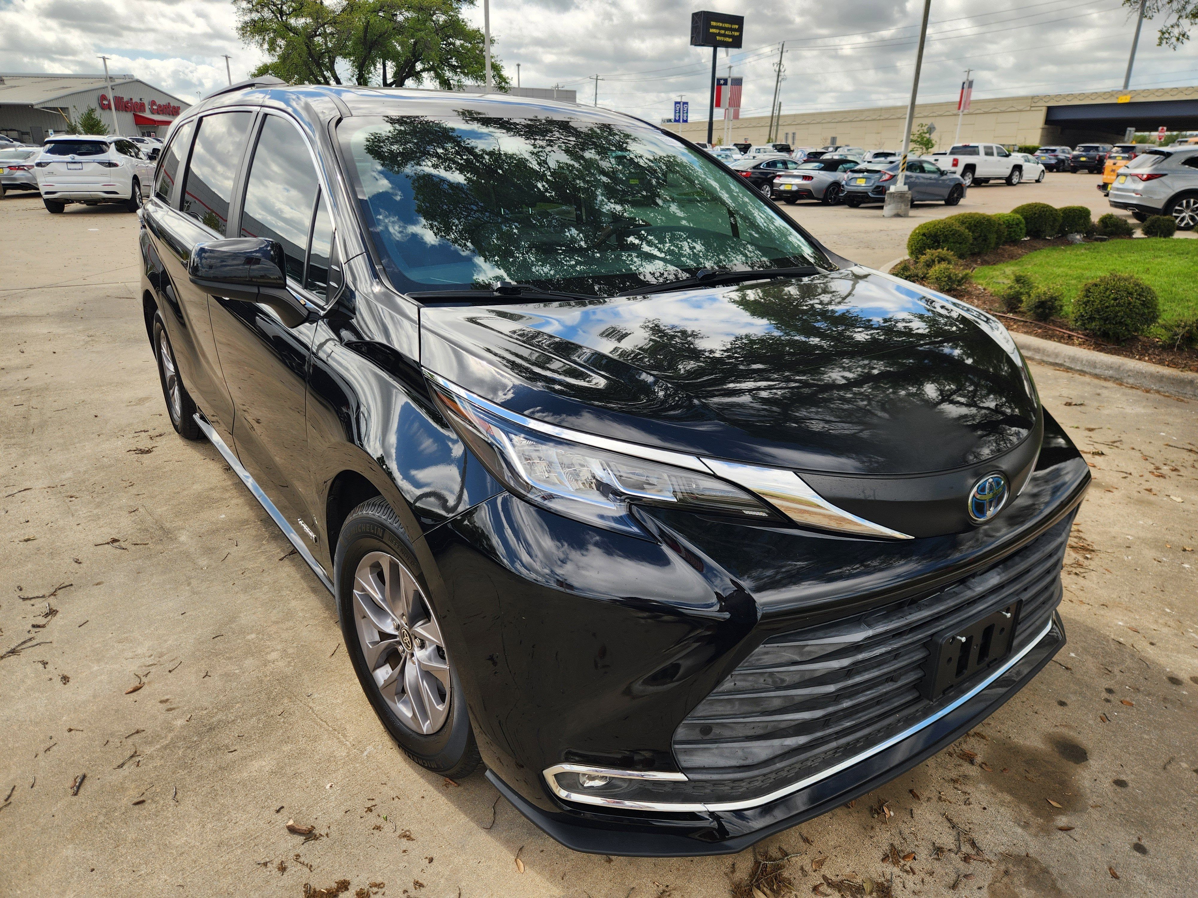 Used 2021 Toyota Sienna