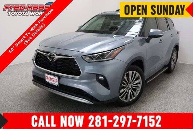 Used 2021 Toyota Highlander