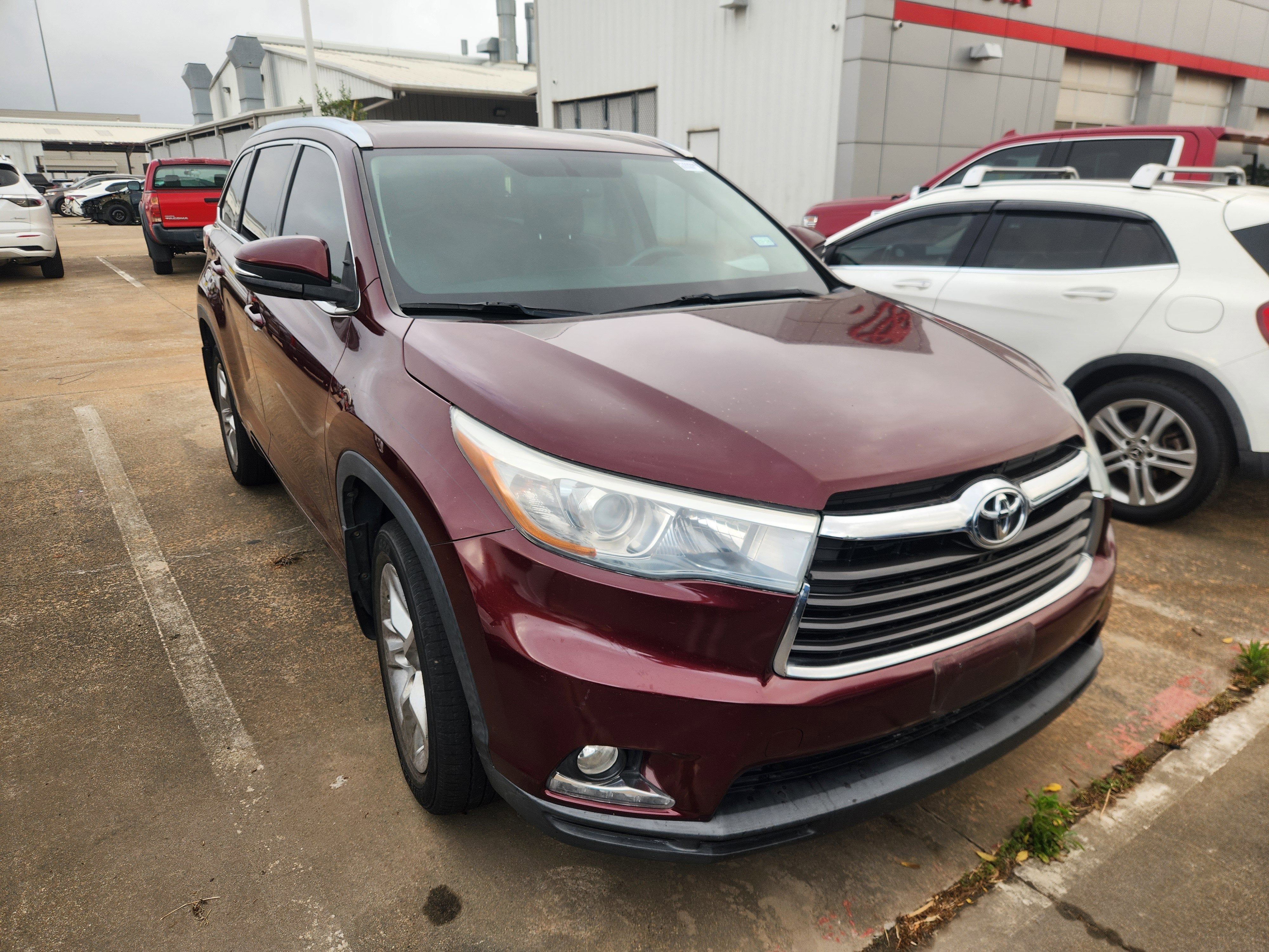Used 2016 Toyota Highlander
