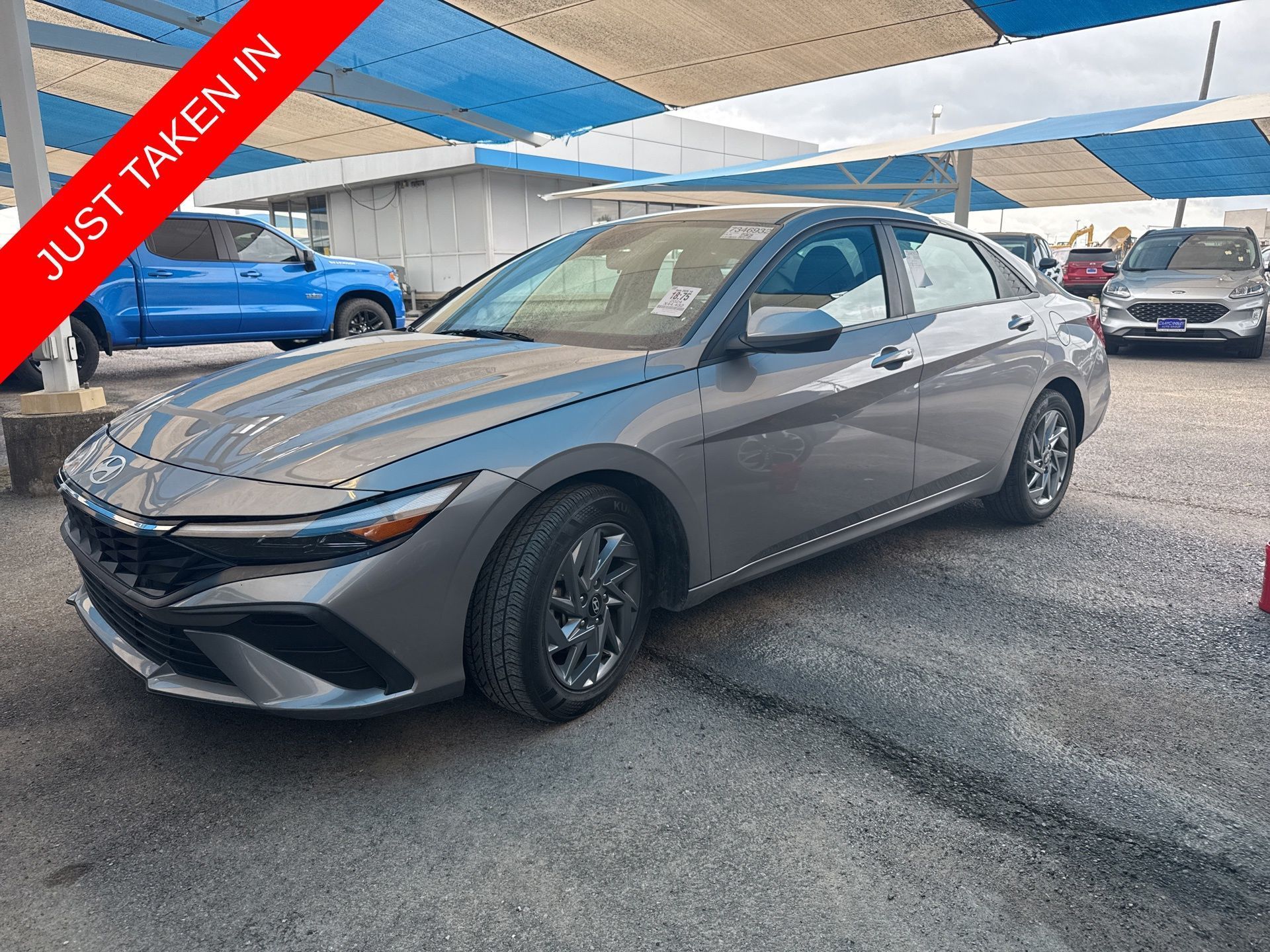 Used 2024 Hyundai Elantra