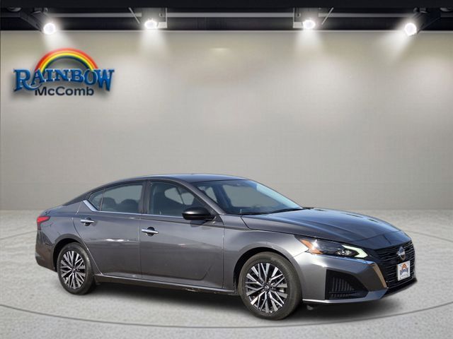 Used 2025 Nissan Altima