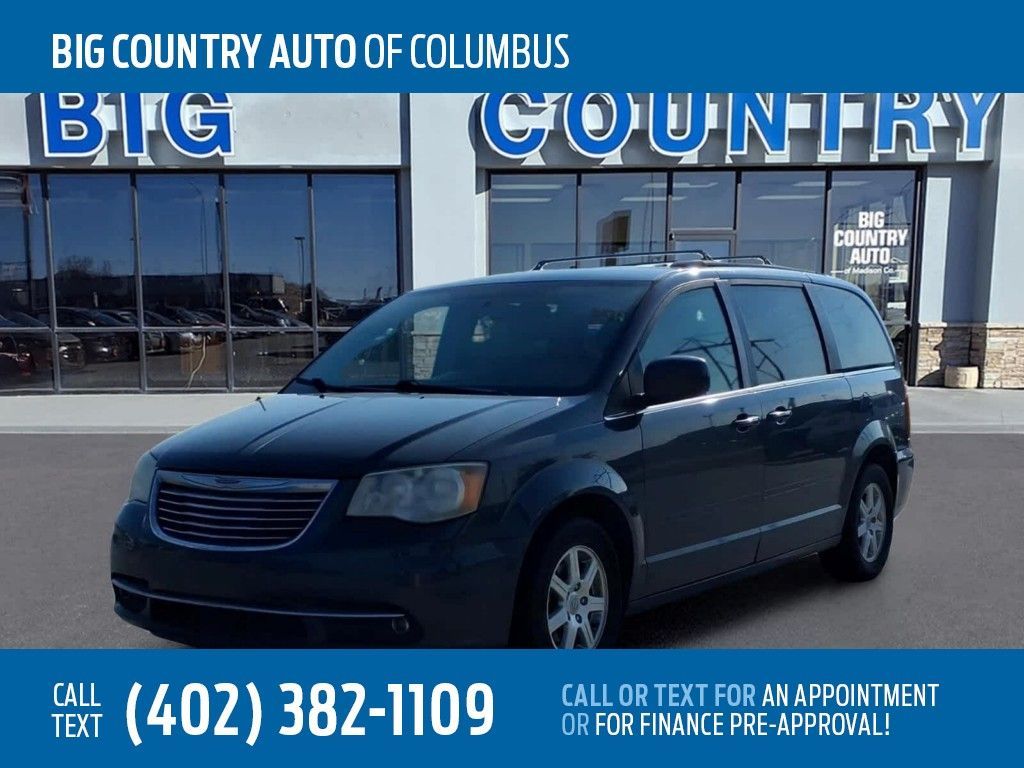 Used 2012 Chrysler Town & Country