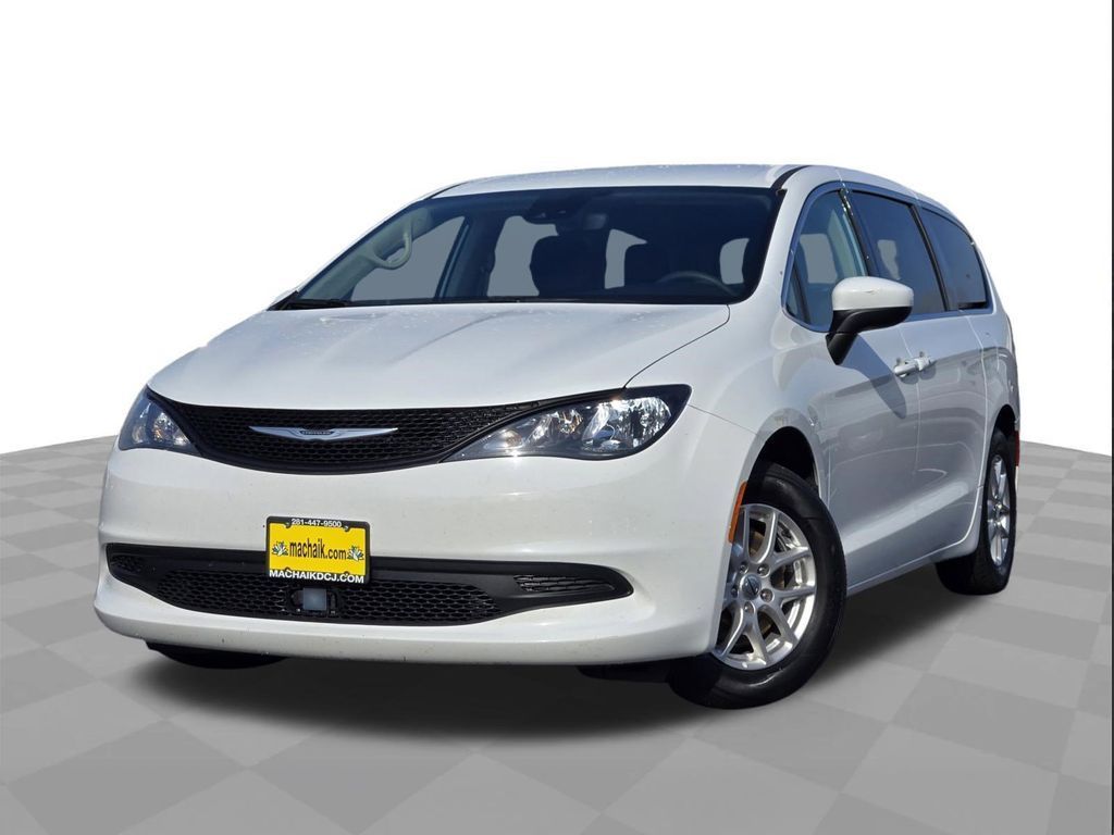 Used 2023 Chrysler Voyager