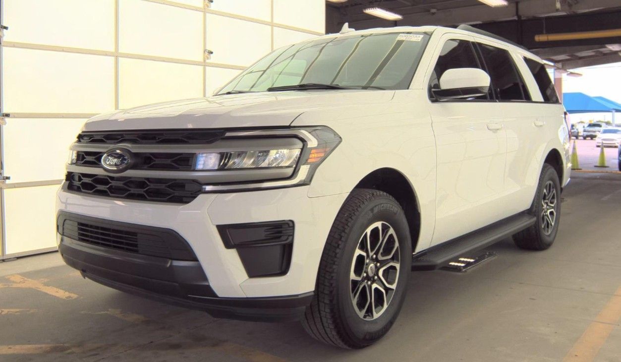 Used 2024 Ford Expedition