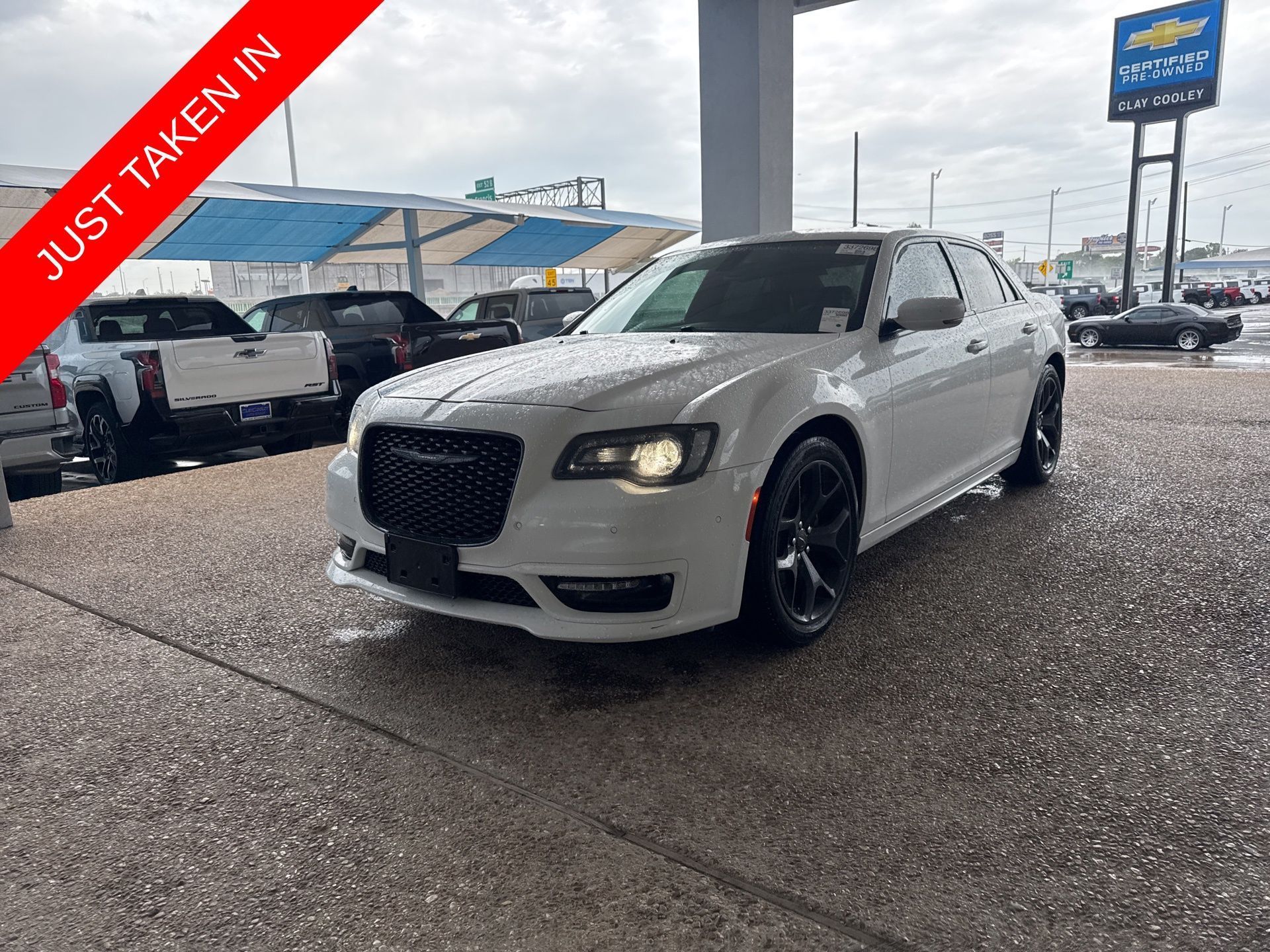 Used 2022 Chrysler 300