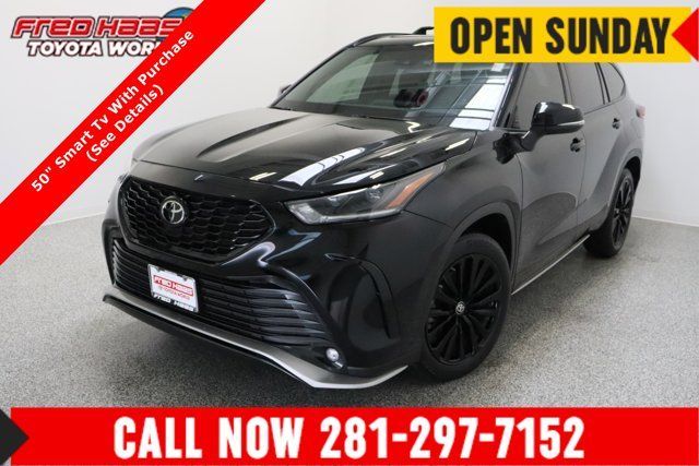 Used 2023 Toyota Highlander