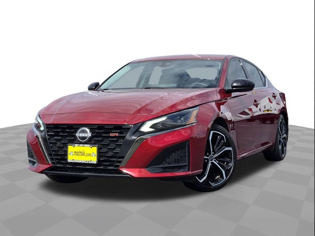Used 2025 Nissan Altima