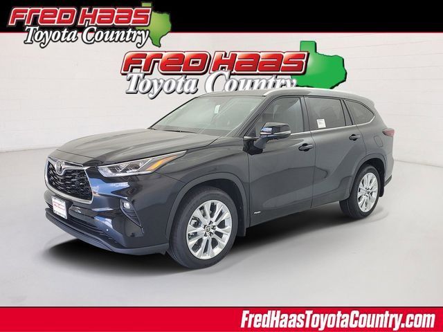 New 2026 Toyota Highlander Hybrid