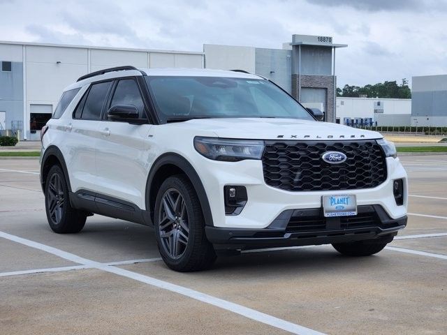 2026 Ford Explorer ST-Line - Photo 3