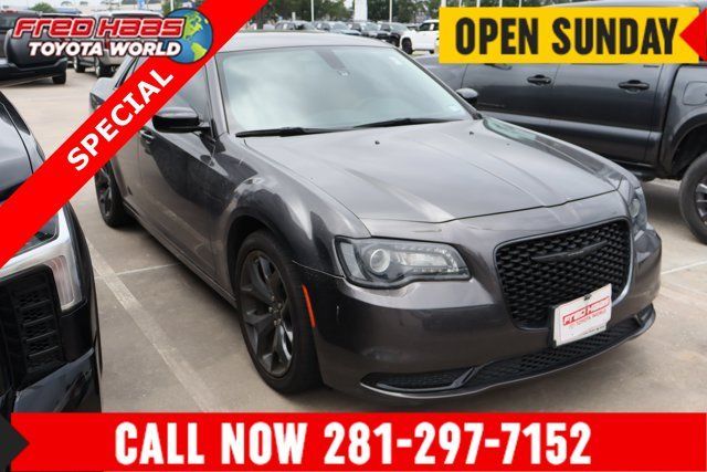 Used 2023 Chrysler 300
