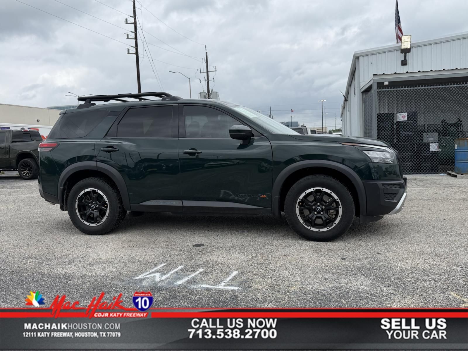 Used 2023 Nissan Pathfinder