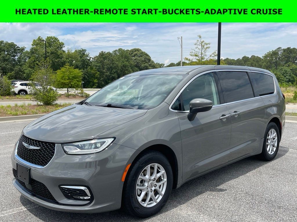 Used 2023 Chrysler Pacifica