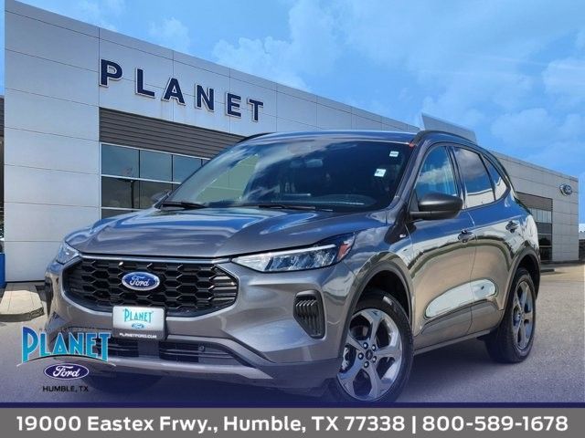 Used 2025 Escape