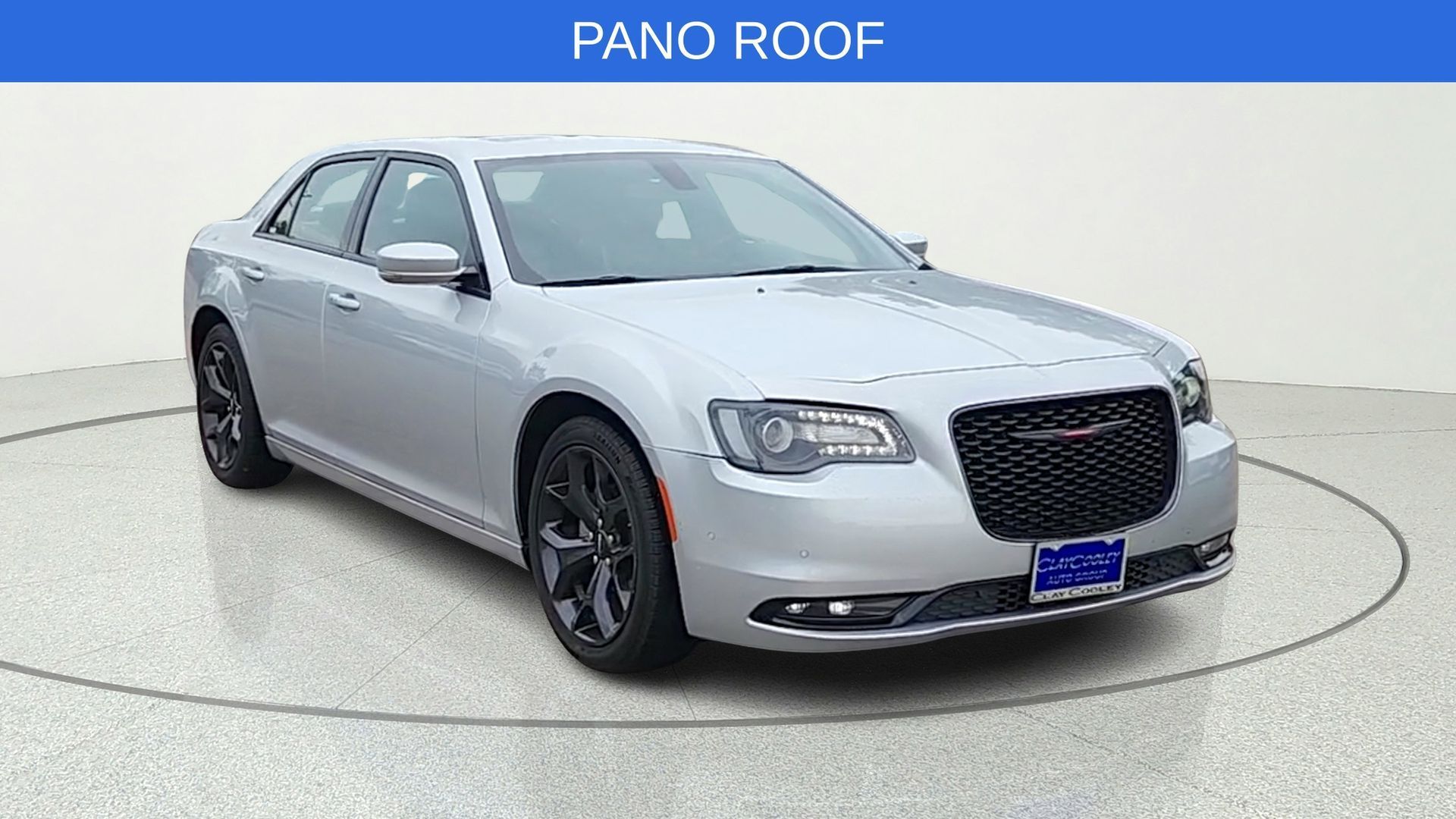 Used 2023 Chrysler 300