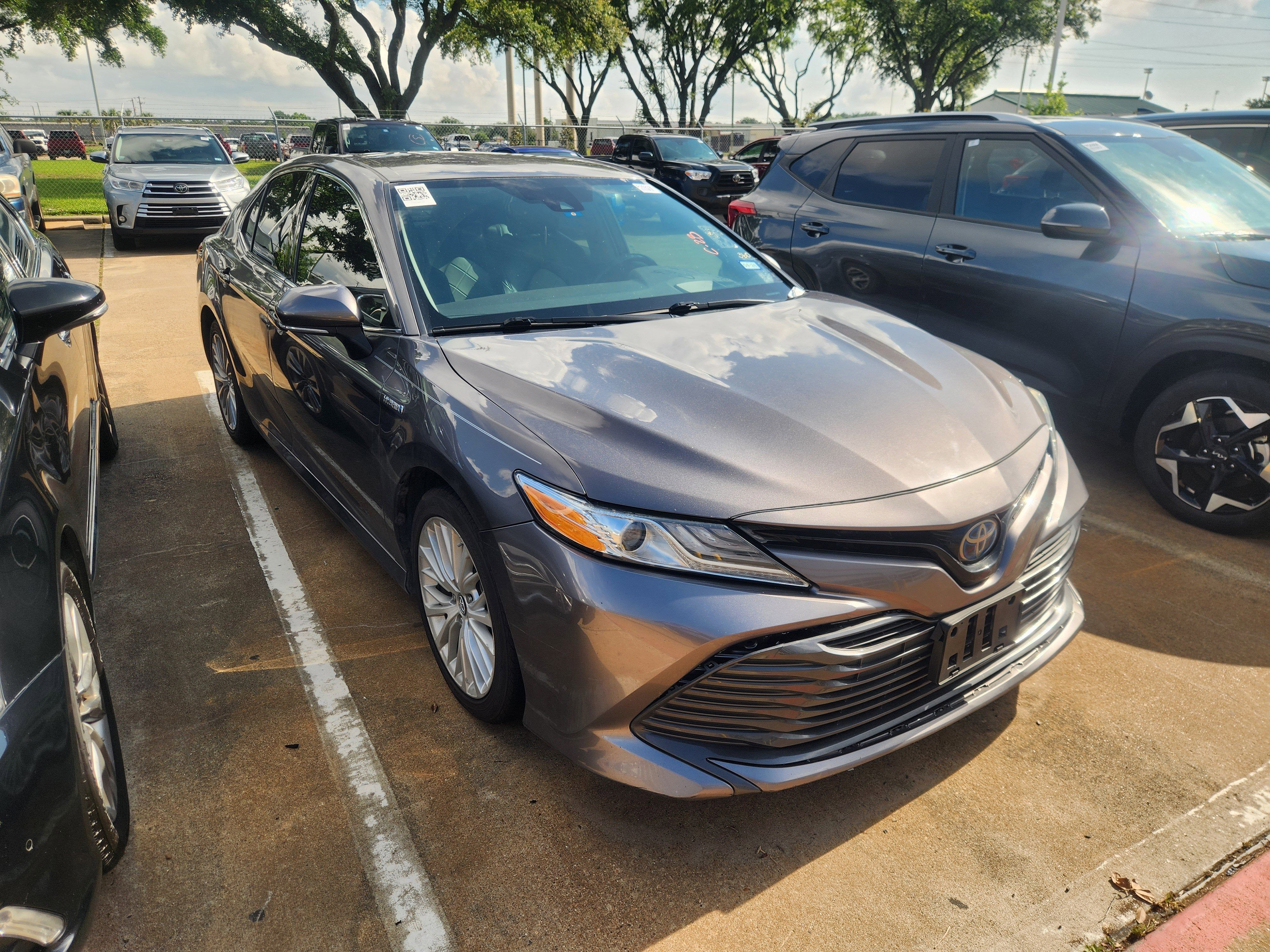 Used 2019 Toyota Camry Hybrid