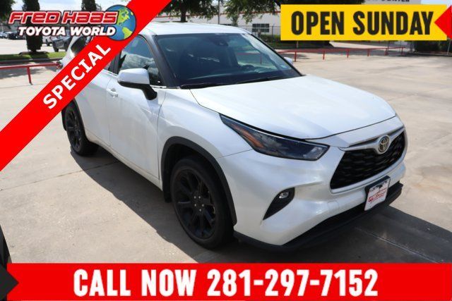 Used 2023 Toyota Highlander