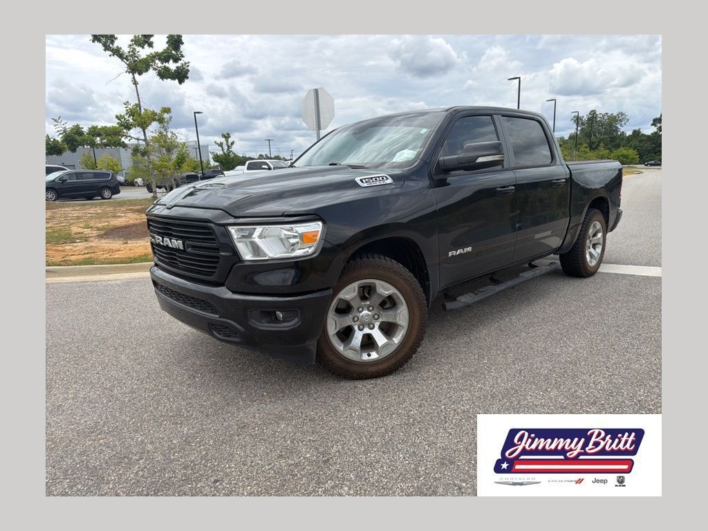 2021 RAM 1500 Big Horn/Lone Star 4x4 Crew Cab 5'7's photo