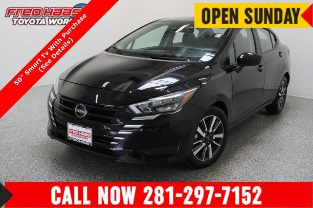 Used 2025 Nissan Versa