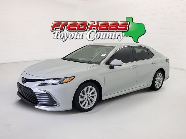Used 2023 Toyota Camry