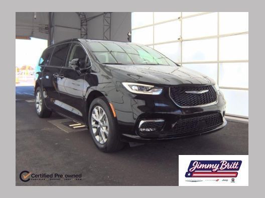 Used 2024 Chrysler Pacifica