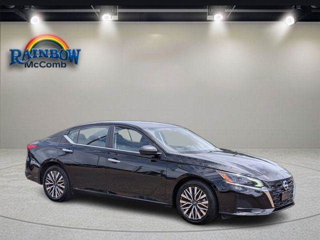 Used 2025 Nissan Altima