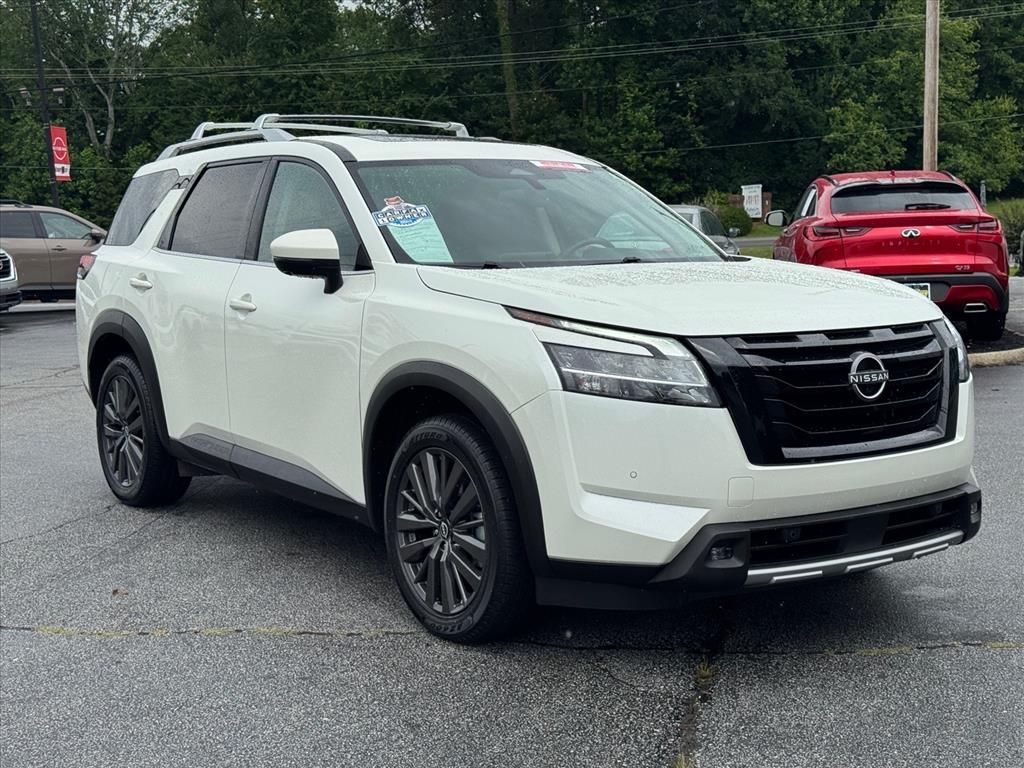 Used 2022 Nissan Pathfinder