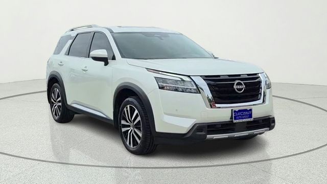 Used 2024 Nissan Pathfinder