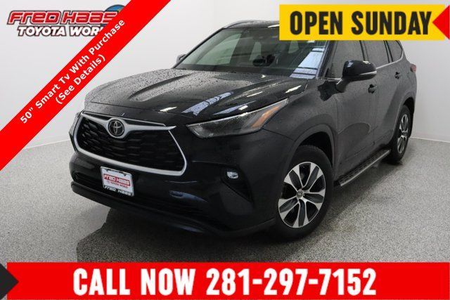 Used 2022 Toyota Highlander