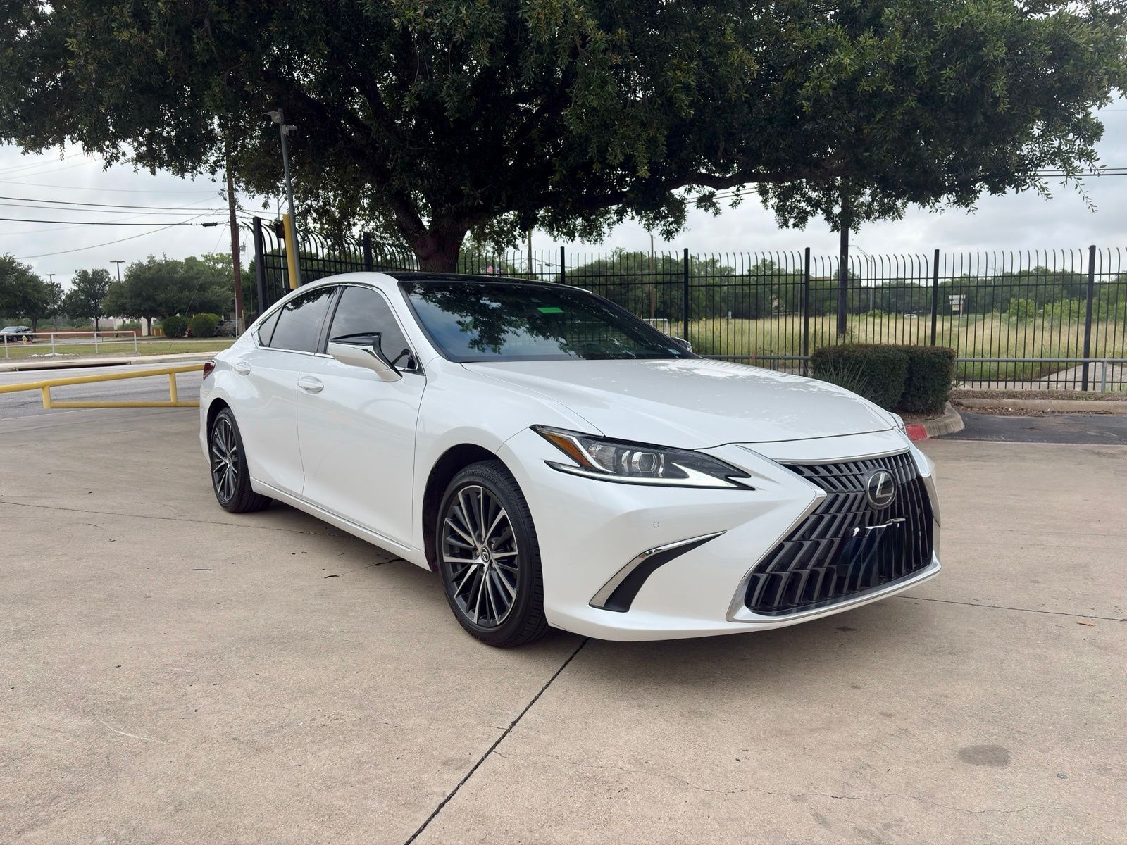 Used 2023 Lexus ES