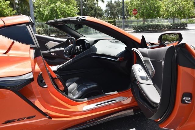 2025 Chevrolet Corvette 2LZ - Photo 21