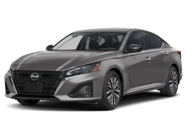 Used 2025 Nissan Altima