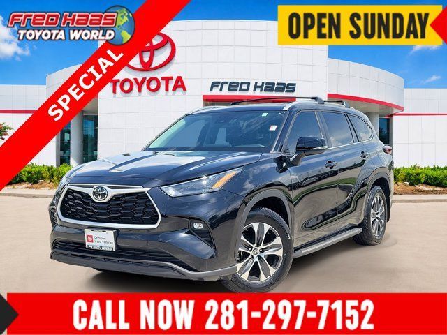 Used 2024 Toyota Highlander