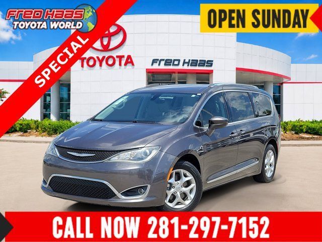Used 2017 Chrysler Pacifica