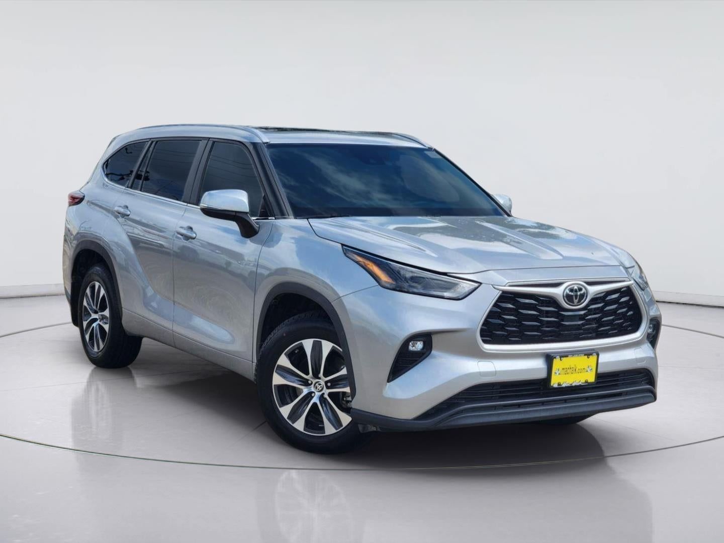 Used 2024 Toyota Highlander