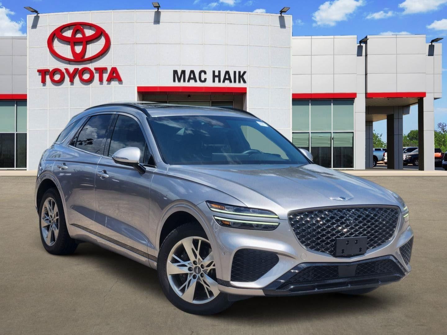 Used 2022 Genesis GV70