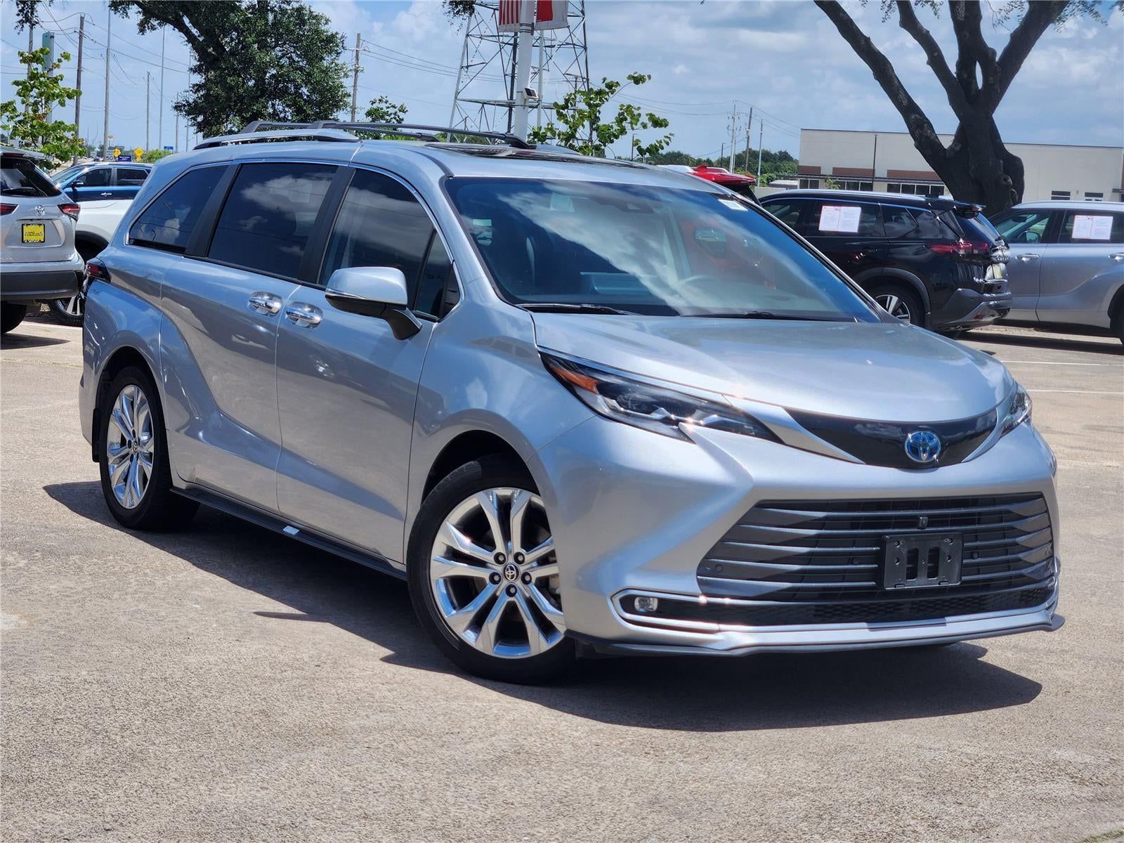Used 2022 Toyota Sienna
