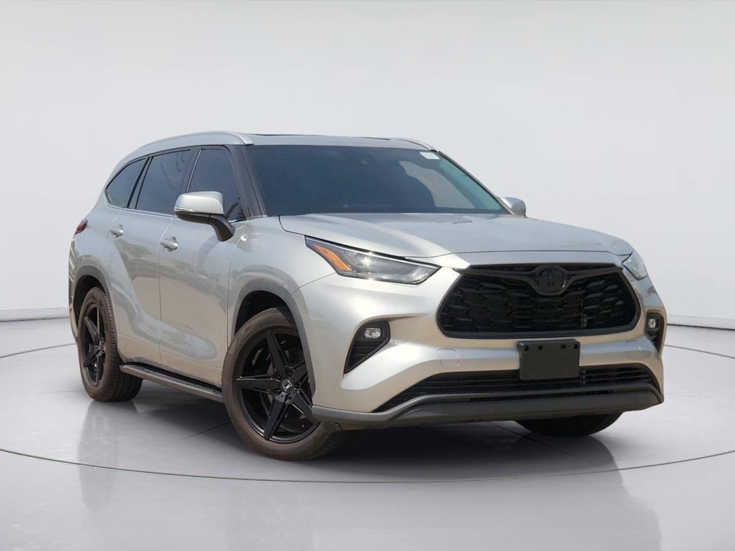 Used 2022 Toyota Highlander