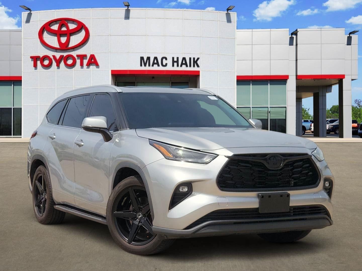 Used 2022 Toyota Highlander