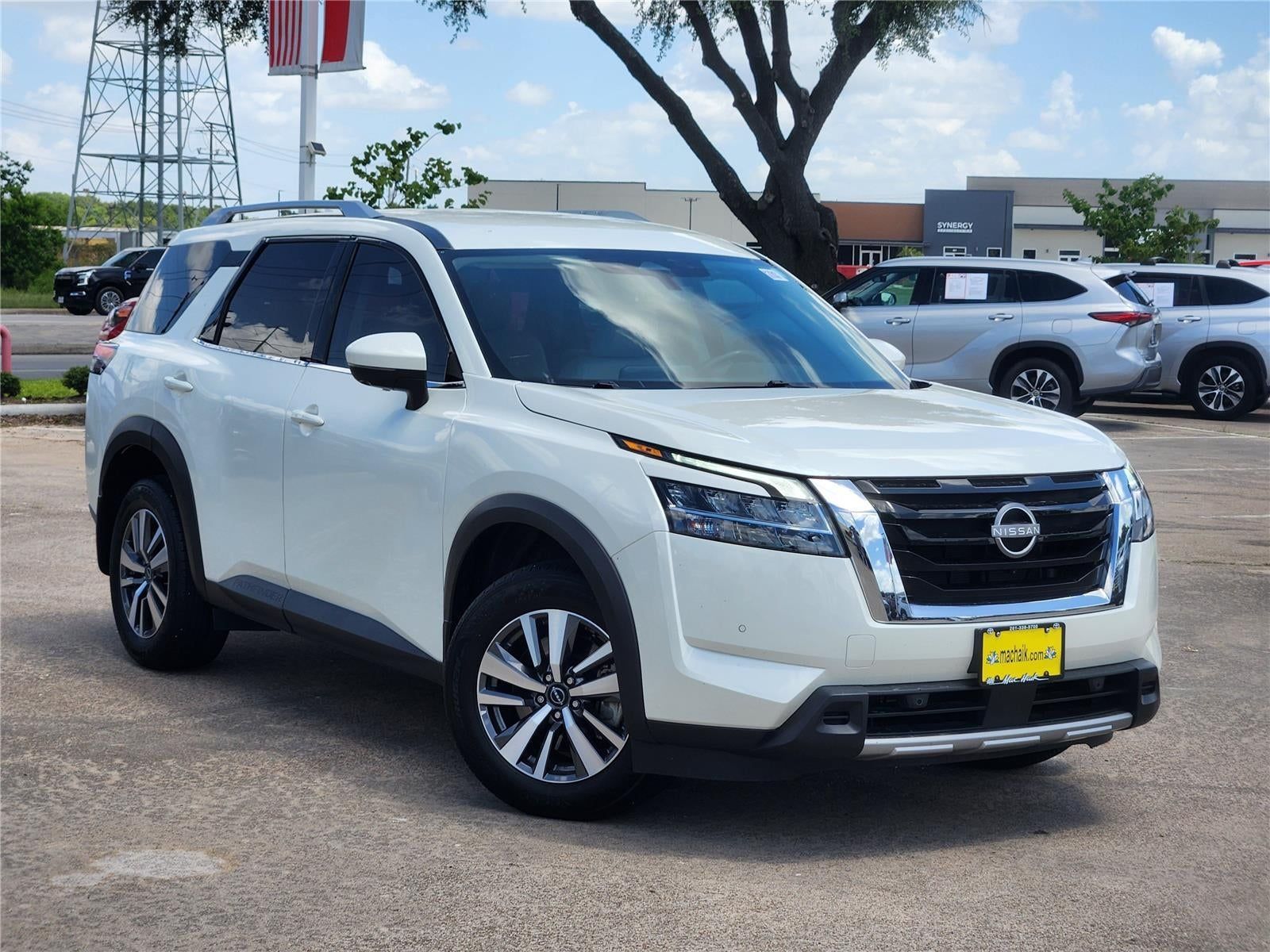 Used 2024 Nissan Pathfinder